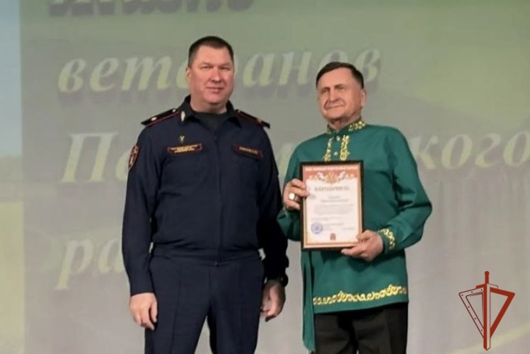 Начальник алтайской Росгвардии принял участие в конференции ветеранской организации