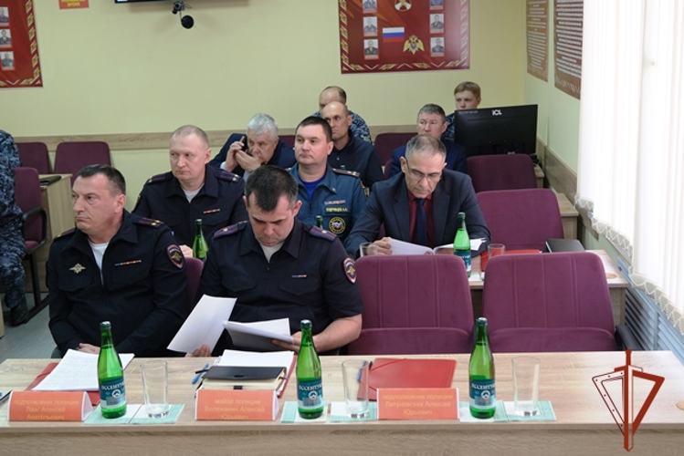 В Алтайской Росгвардии прошло плановое заседание Оперативного штаба
