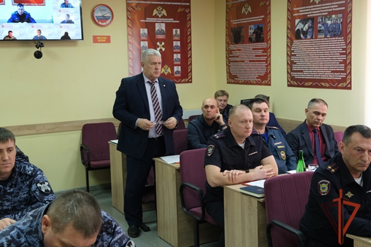 В Алтайской Росгвардии прошло плановое заседание Оперативного штаба