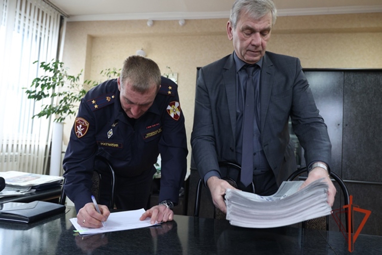 Росгвардия Алтайского края и региональные СМИ объединились для поддержки бойцов СВО