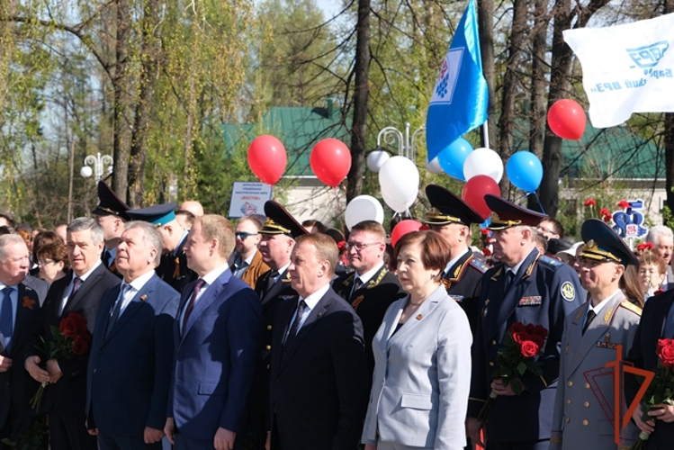 Руководитель алтайской Росгвардии принял участие в торжественных первомайских мероприятиях