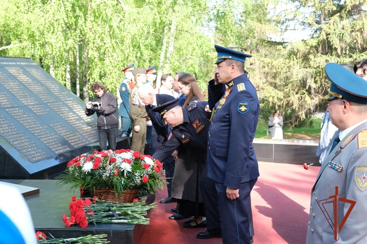 Территориальное управление Алтайского края почтило память героев Великой Победы