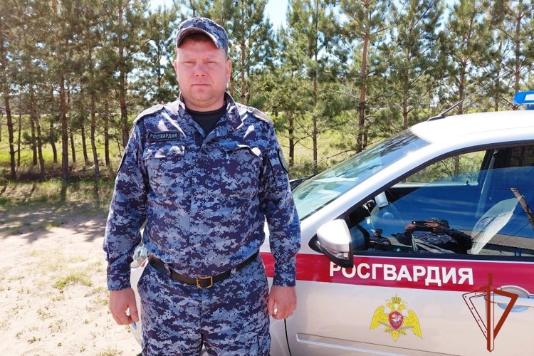 Росгвардеец в Алтайском крае спас мужчину