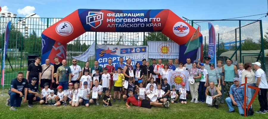 Росгвардейцы Алтайского края приняли участие в спортивном фестивале для ветеранов боевых действий, участников специальной военной операции и членов их семей
