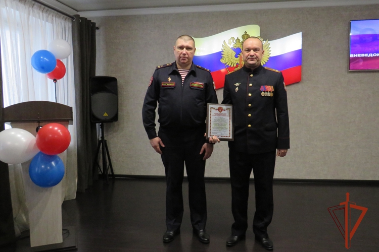 В Алтайском крае состоялось торжественное собрание, посвященное 74-ой годовщине вневедомственной охраны