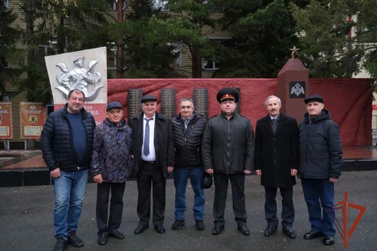 В Барнауле состоялся «День открытых дверей» для ветеранов Алтайского соединения Внутренних войск